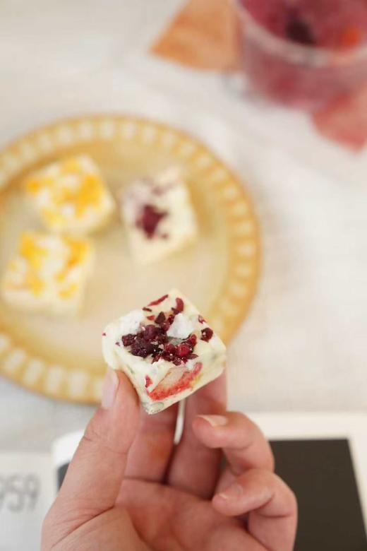【成都银耳酥】在雪花酥上铺了一层银耳碎，吃起来更具有一番风味，越嚼越香，户外出游小零食 商品图5
