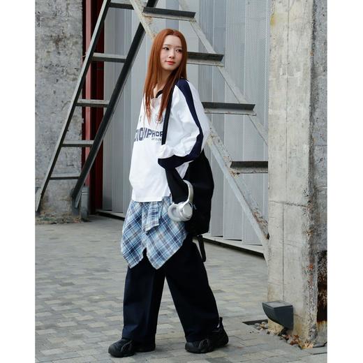 V领美式长袖T-纪念日百货门店同款169645592 商品图2