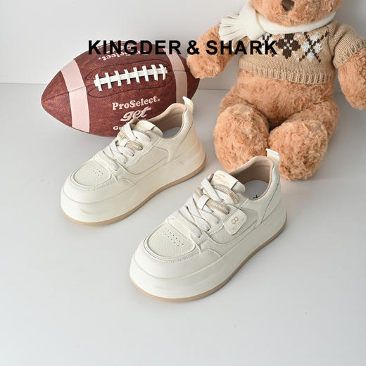 经典鲨2026年春专柜新品韩版轻便透气厚底系带休闲小白鞋女KW194-617011 商品图0