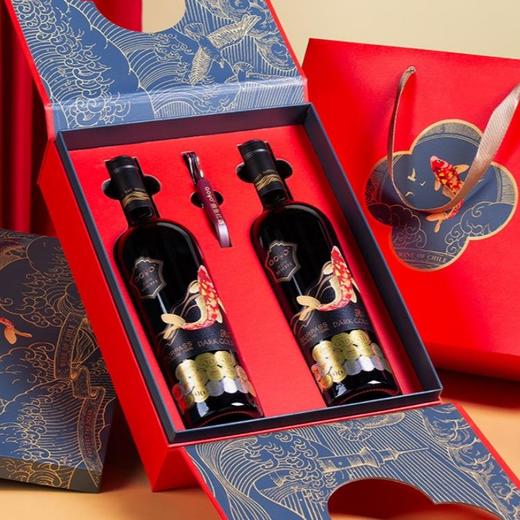 傲鱼智利原装原瓶进口红酒干红葡萄酒水果酒送礼盒装双支套装 商品图0