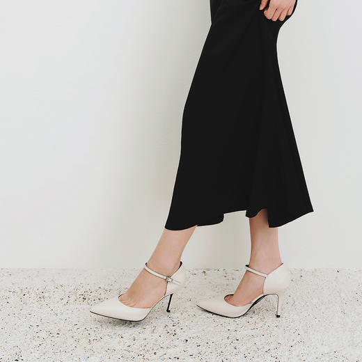 7or9黑标系列26年新款高跟鞋云山白 商品图4