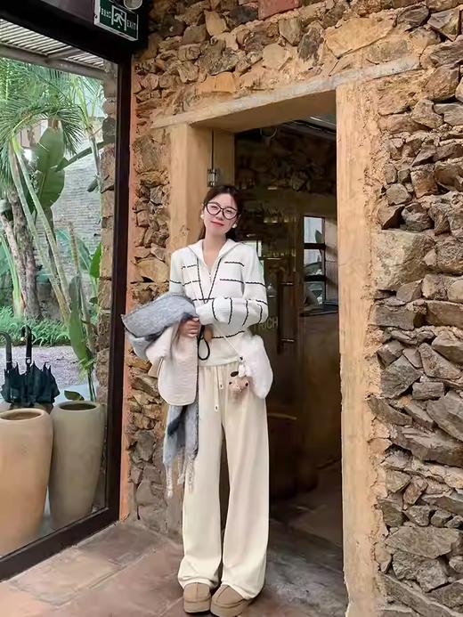 <曾小咸推荐>2.8现货秒杀 ！微信超特价！5色韩系阔腿休闲裤 日常139 立减69.01 秒杀69.99！！马甲外套秒杀99.99！！拉链条纹针织衫 秒杀89.99！！ 商品图12