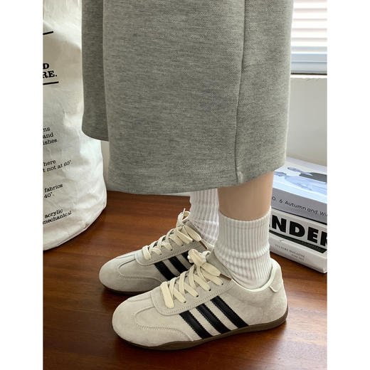 【YW】无忧购春季新款平底百搭三道杠时尚舒适运动休闲女鞋MIS-6553（3.7截单后3-7天发货) 商品图13