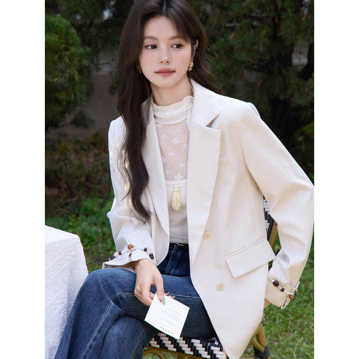 鹿向南「知书织梦​」高级感杏色西装外套女春季气质好看正装上衣 商品图4