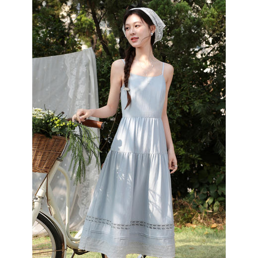 鹿向南「春野蓝笺」蓝色设计感无袖吊带连衣裙女春季收腰法式长裙 商品图0