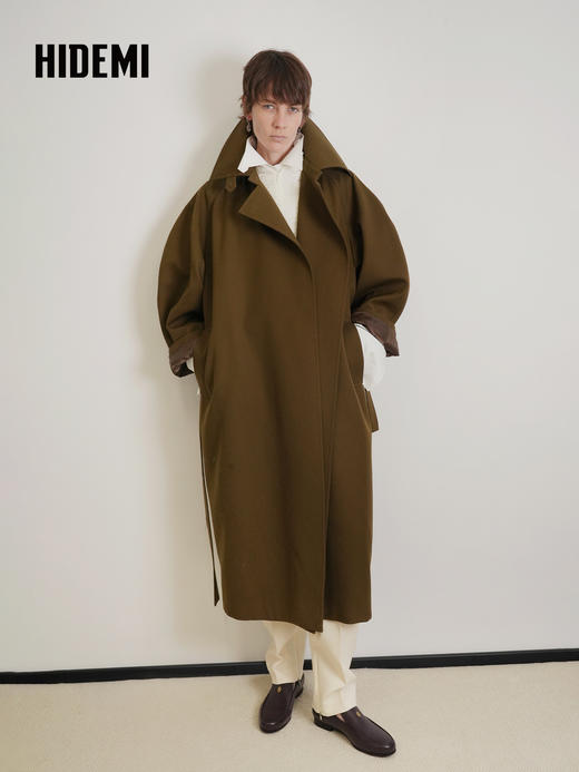 HIDEMI 设计感美丽奴羊毛镰刀袖松弛感大翻领长款风衣外套 商品图3