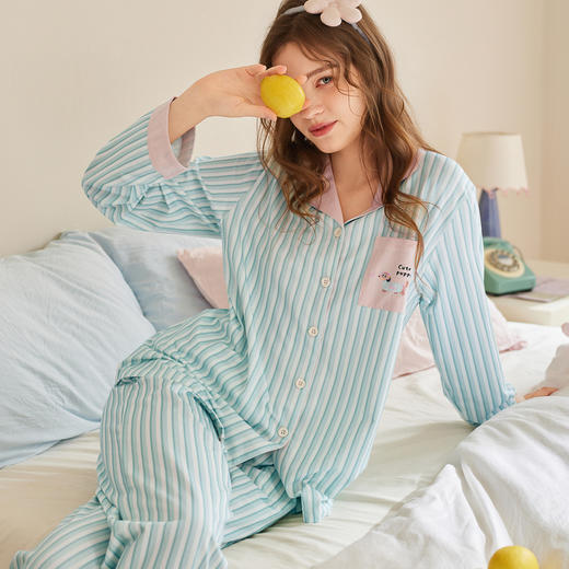 【品牌直发 换季焕新】芬腾女士纯棉长袖睡衣居家春秋季全棉休闲宽松条纹开衫家居服套装 商品图3