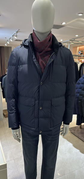 4F福山雅致 羽绒服