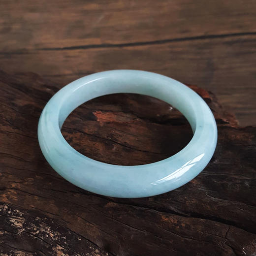 【天然正品】A货翡翠天然细腻无纹裂糯化种浅绿色60号翡翠手镯030226NJT33 商品图2