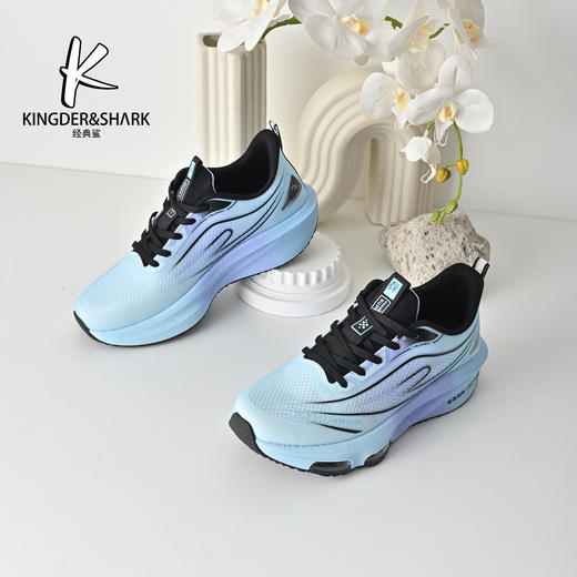 经典鲨2026年春季专柜新品潮流拼色跑步运动休闲鞋KF09-613011 商品图2