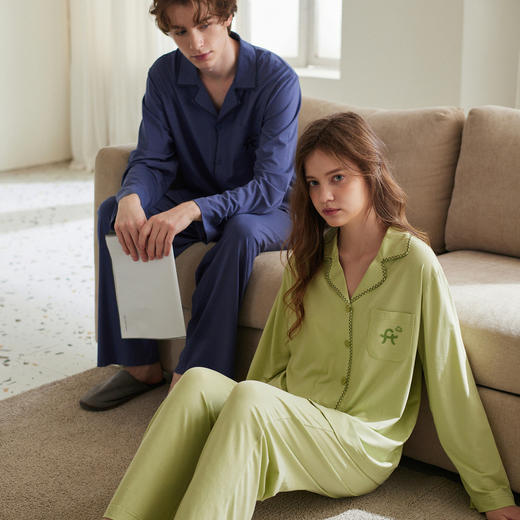 芬腾情侣睡衣春秋季纯棉翻领开衫长袖套装男款简约休闲女士家居服 商品图2