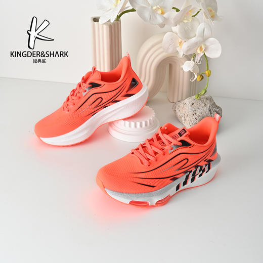 经典鲨2026年春季专柜新品潮流拼色跑步运动休闲鞋KF09-613011 商品图5