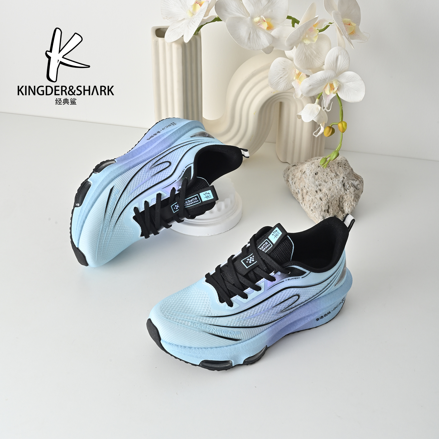 经典鲨2026年春季专柜新品潮流拼色跑步运动休闲鞋KF09-613011