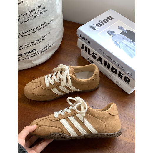 【YW】无忧购春季新款平底百搭三道杠时尚舒适运动休闲女鞋MIS-6553（3.7截单后3-7天发货) 商品图7