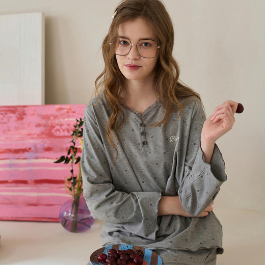 芬腾女士睡衣春秋季新款纯棉长袖套装时尚休闲宽松舒适家居服春天 商品图0