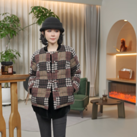 04-4潘依绣丁丁宠粉进口白鹅绒复古腔调老钱风撞色格纹圆领羽绒服MJC170