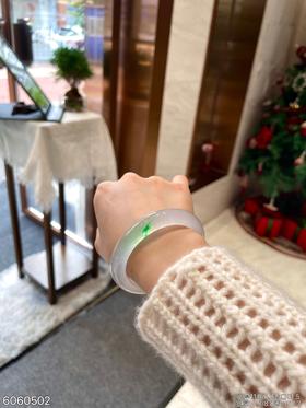 高冰飘翠对镯【6060502】圈口52.3/51.5~具体价格微信咨询