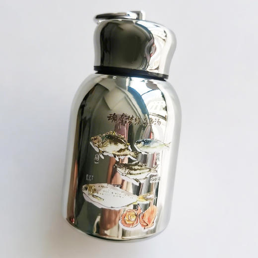 小林漫画｜叮咚便携 可拎可背 不锈钢 保温杯，把治愈和福气揣进包里✨ 商品图7