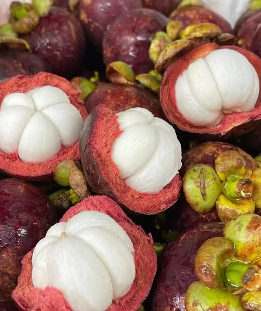 泰国山竹，礼盒装白胖子，品质非常棒的新鲜山竹，叶瓣青绿，果身软🍃去火神器。礼盒5斤 商品图1