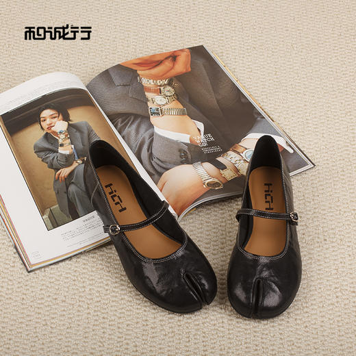 和诚行2026春季新款牛皮马蹄分趾一字带法式复古玛丽珍平跟单鞋0400269 商品图0