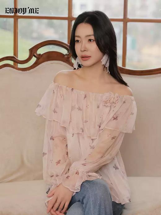 【门店同款】ENJOY春季“柔光芳序”立体花朵一字肩上衣 169602138 商品图3