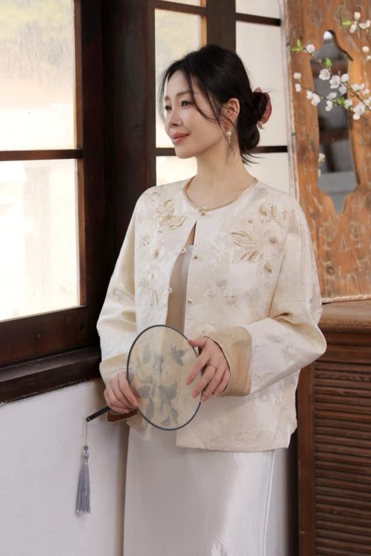 【门店同款】ENJOY春季“画中行”月白风清中式外套 169649833 商品图3