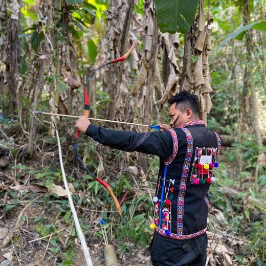 云南 | 版纳帕瓦老寨雨林徒步，距离市区1小时内车程轻松雨林徒步，超丰富一日探索：丛林水上秋千/树攀树降/动植物科普/哈尼族特色美食/割胶体验/化野人妆/看云海/探洞瀑布！五一端午路线提前预定！ 商品图5