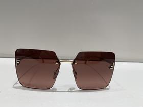 THELIOS 芬迪 太阳眼镜  FE4082US5932T-F【不退不换，介意勿拍】