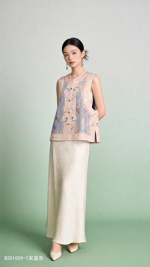 B251059-T马甲 商品图2