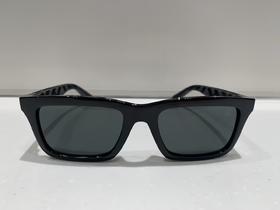 陆家眼镜 巴宝莉 太阳眼镜  0BE4475U-300187-F【不退不换，介意勿拍】