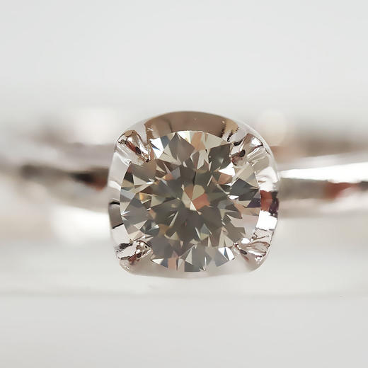 普柏琳AU750白金经典简约四爪款0.39克拉钻石戒指14号（皆取最大值）260126NJS54 商品图8