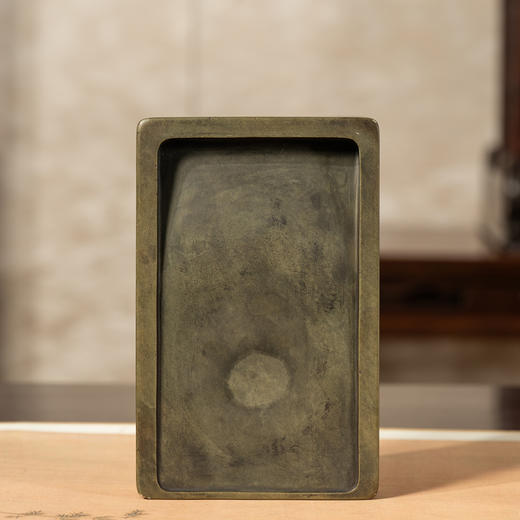 清	詹荡阁翊云款长方敞池绿端砚 商品图0