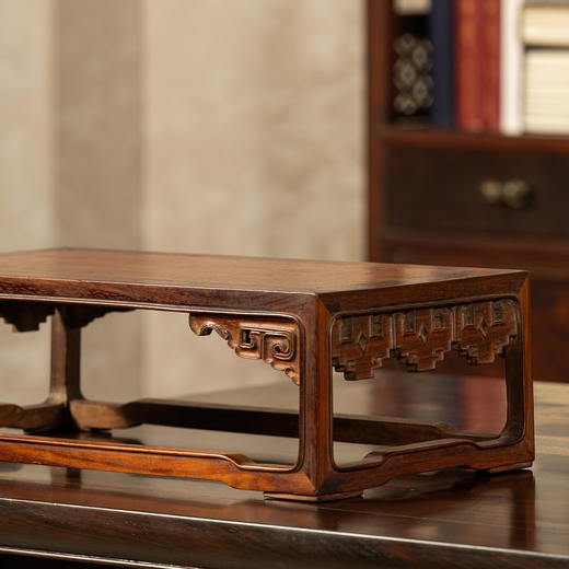 清	红木拐子纹四面平器座 商品图2