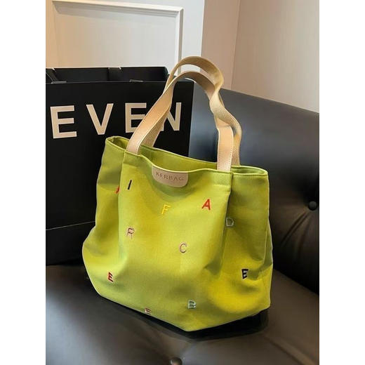 【厚实帆布材质❗️简约时尚百搭】大容量帆布包包女新款潮刺绣字母手提袋小清新学生单肩托特包。jd 商品图1