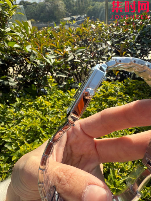 原单品质 天梭新款 方形小美人系列T160 女士石英腕表 整体非常简洁，表盘尺寸：21.8x30mm 商品图4