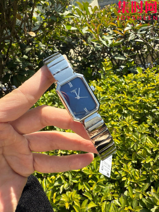 原单品质 天梭新款 方形小美人系列T160 女士石英腕表 整体非常简洁，表盘尺寸：21.8x30mm 商品图0