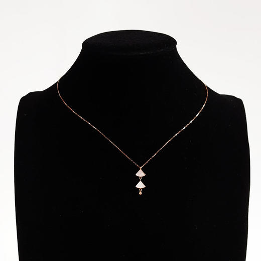 【天然正品】AU750玫瑰金经典时尚双扇子造型贝母吊坠项链22.9*7.9*1.3MM（皆取最大值）链长：43CM（长度可调节）170126NJS39 商品图7