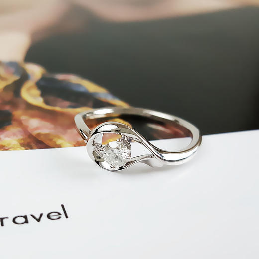 AU750白金简约时尚设计师款0.170克拉钻石戒指13.5号（戒圈可改）270126NJS09 商品图3