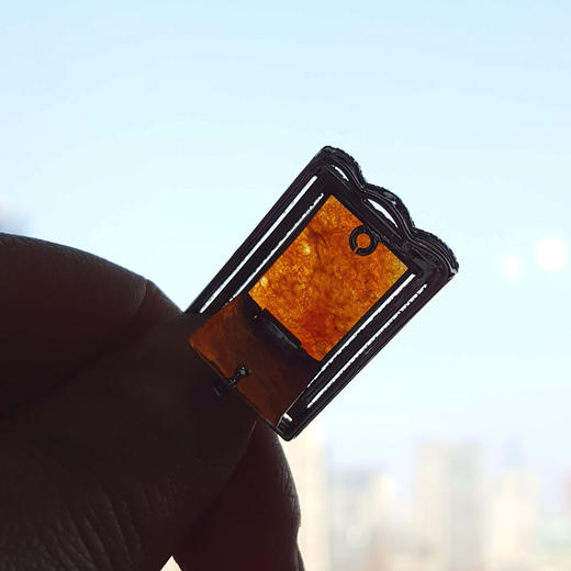 【天然正品】A货翡翠AU750白金豪镶钻镶天然细腻冰种平安无事牌红翡吊坠项链32.8*16.7*5.8MM（皆取最大值）141125AH32 商品图8