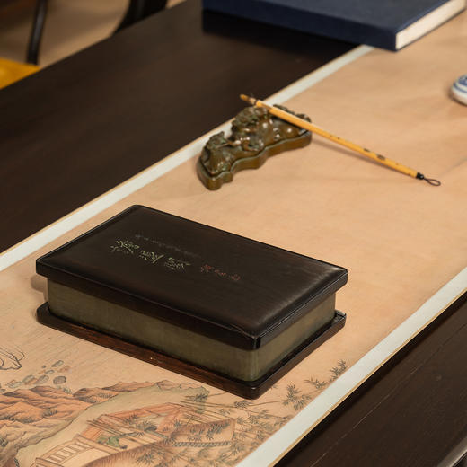 清	詹荡阁翊云款长方敞池绿端砚 商品图4