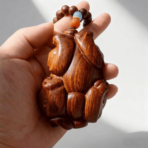 272728姚超专创作沉香木貔貅把件 商品图4