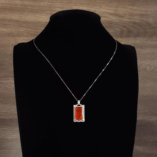 【天然正品】A货翡翠AU750白金豪镶钻镶天然细腻冰种平安无事牌红翡吊坠项链32.8*16.7*5.8MM（皆取最大值）141125AH32 商品图9