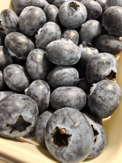2026年春节·蓝莓天花板：Ultra Blue 原装精致礼盒：内含两盒250g装18mm+ 花香四溢 硬脆鲜爽 商品图5