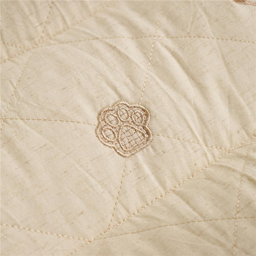 【品牌直发】加倍生活 亚麻北极熊枕 棉麻绣花小熊枕头 成人立体亚麻枕芯  枕头枕芯 商品图8