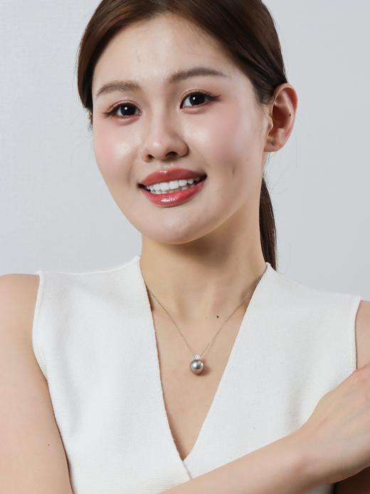 【挚友限定】戴妃-18K金钻石大溪地炫彩铂金灰吊坠12-13mm 商品图3