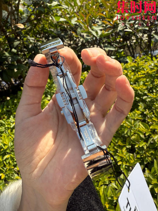 原单品质 天梭新款 方形小美人系列T160 女士石英腕表 整体非常简洁，表盘尺寸：21.8x30mm 商品图6