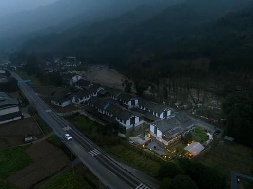 【觅趣621号院·邛崃】5房私汤小院，夹关镇，K歌，私汤泡池，机麻，临溪玩水，夏日避暑，投影仪，草坪、茶室，zwxjdsf 商品图2