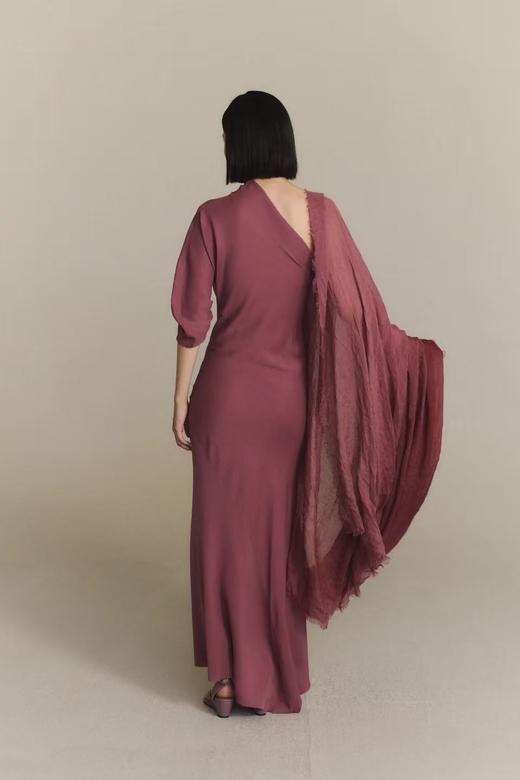 Cortana 26PS 绛粉felara丝羊绒渐变围巾 商品图3