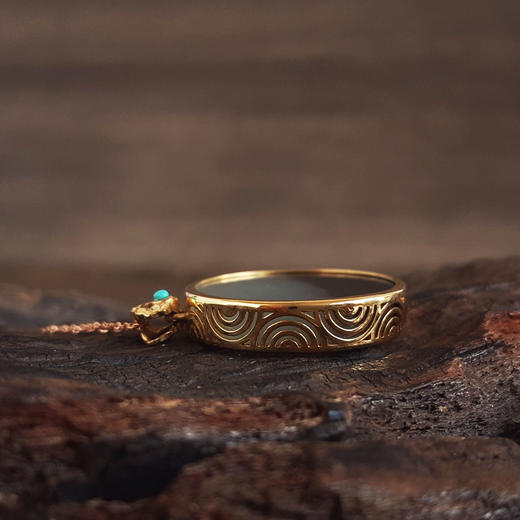 【天然正品】AU750黄金镶天然细腻新疆料青花圆形平安无事牌和田玉吊坠项链30.6*25.1*5.4MM（皆取最大值）170126NJS62 商品图7