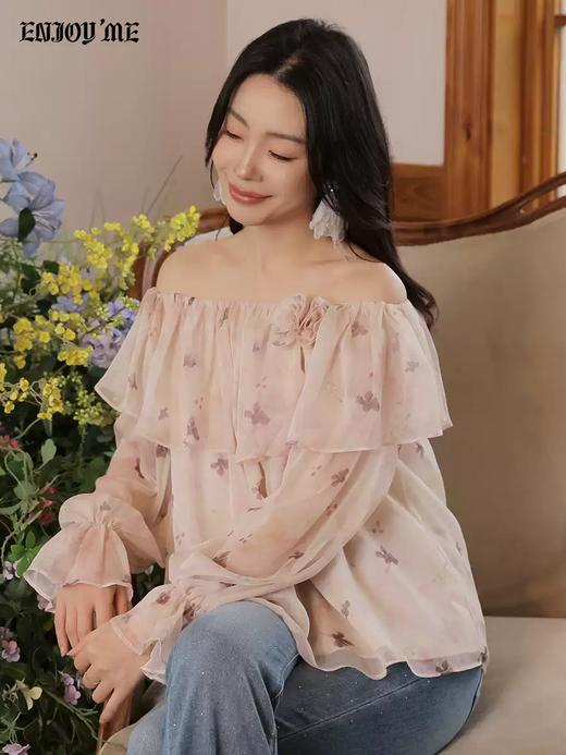 【门店同款】ENJOY春季“柔光芳序”立体花朵一字肩上衣 169602138 商品图1